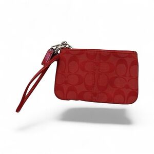 Coach EUC‎ Red Wristlet Clutch